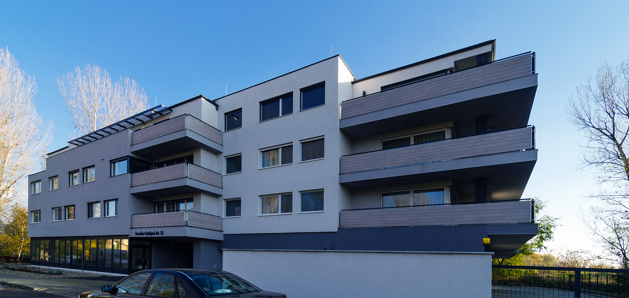 ERZSÉBET KIRÁLYNÉ TÉRI TÁRSASHÁZ