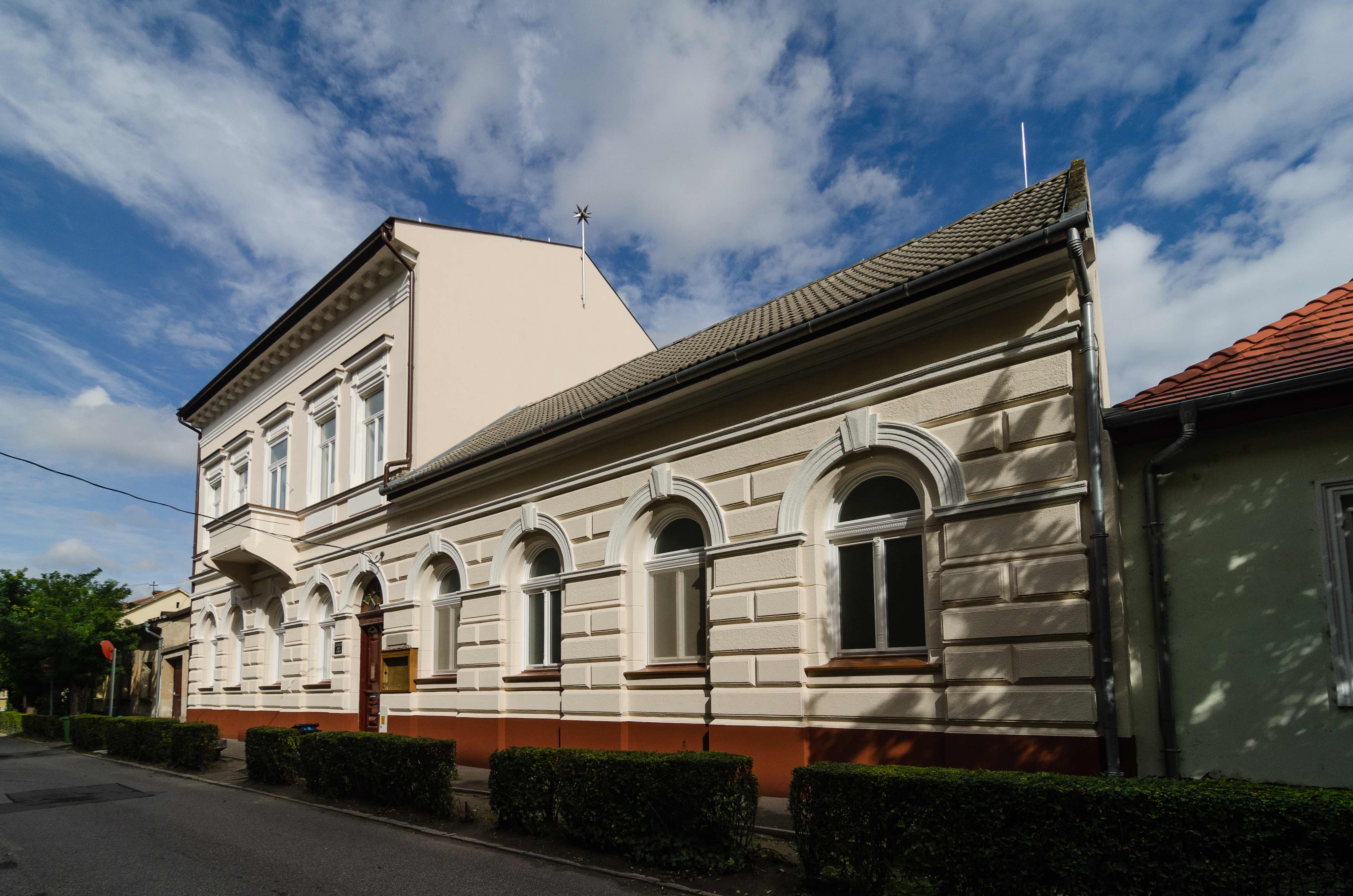 KALOCSA REFORMÁTUS IMAHÁZ