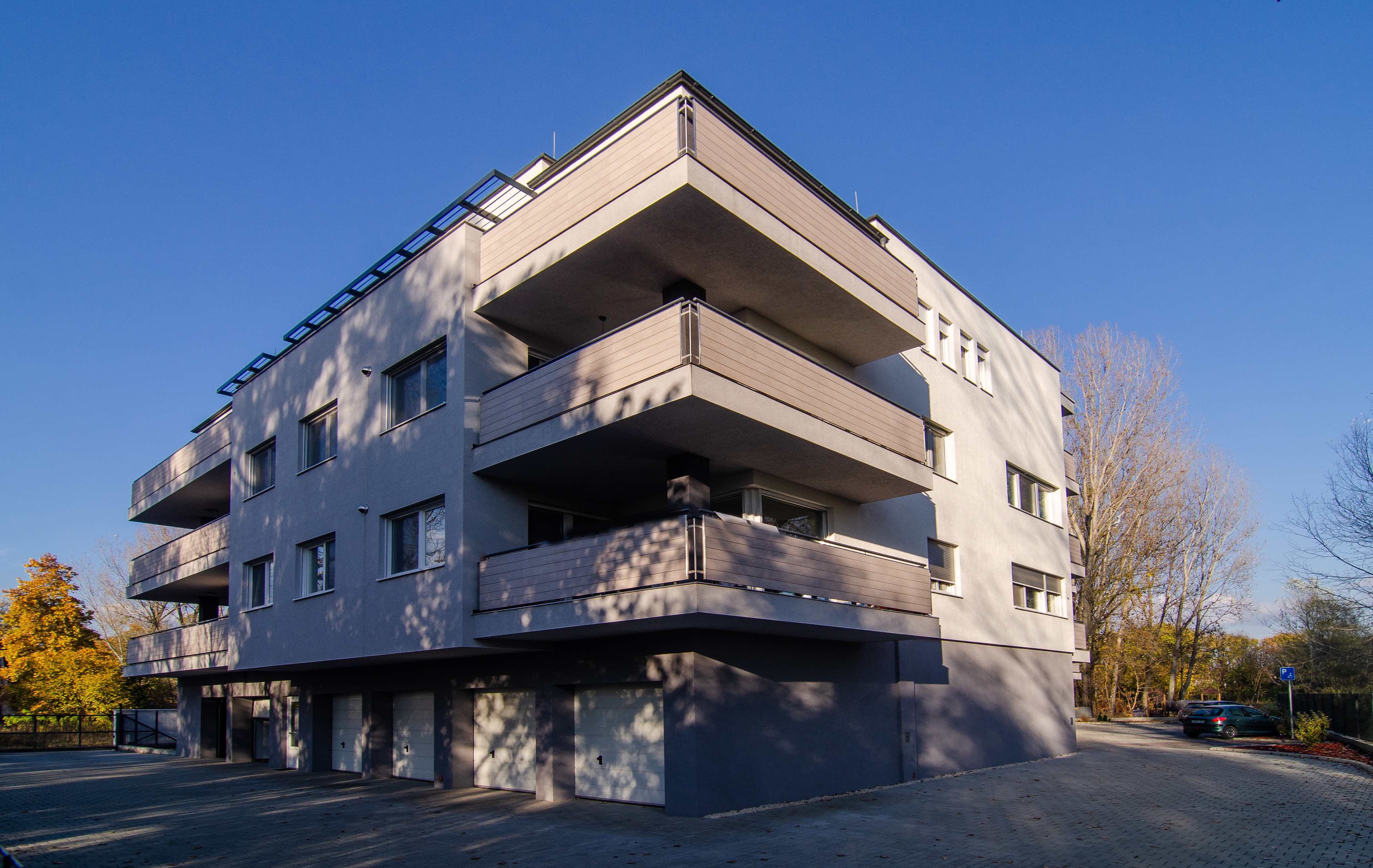 ERZSÉBET KIRÁLYNÉ TÉRI TÁRSASHÁZ