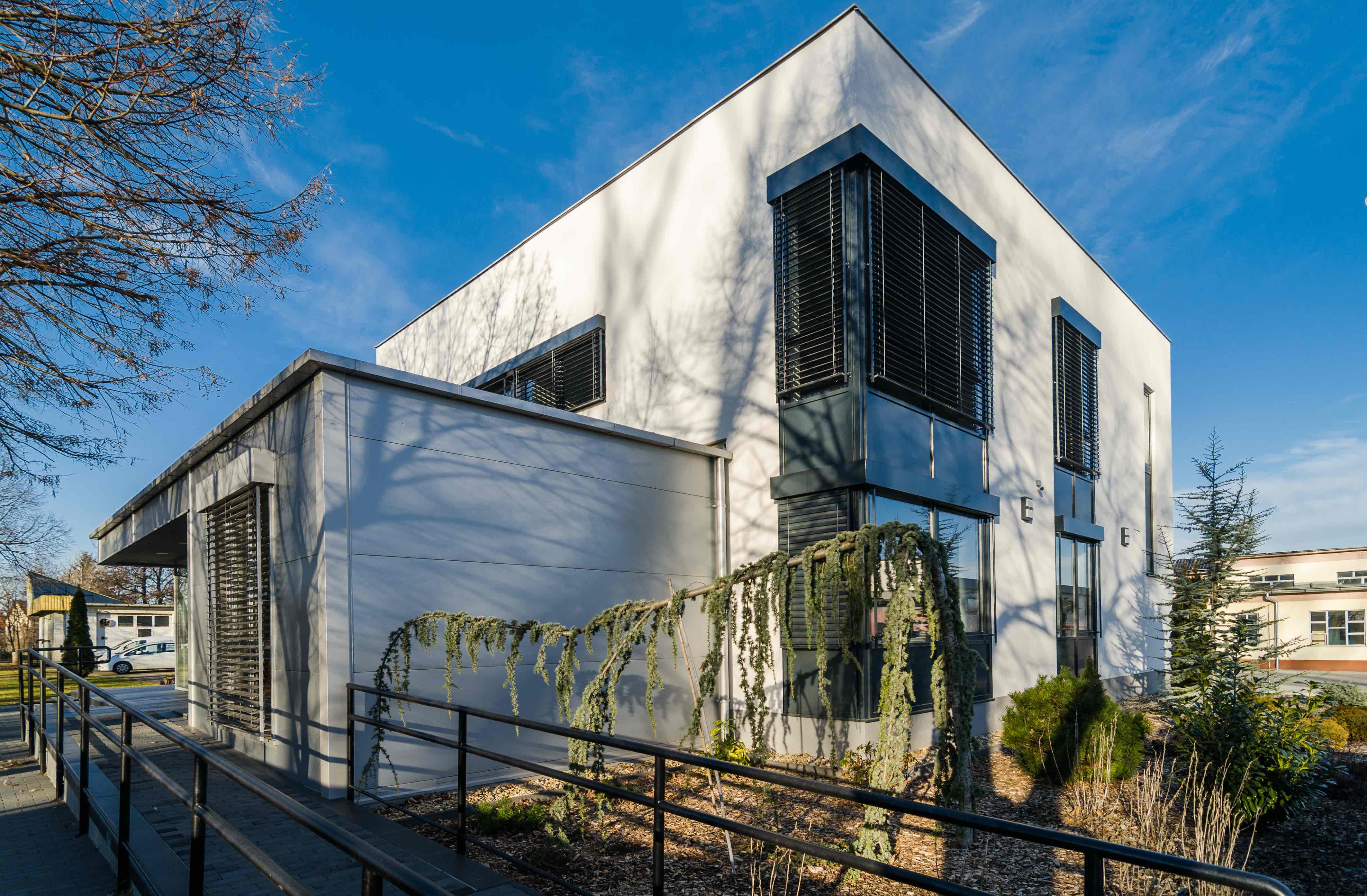 VÍZÉPSZOLG KFT. IRODAHÁZ